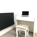 Cozy Stay In Birmingham By The Canal !!